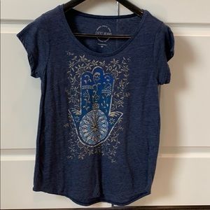 As new Lucky brand top size medium